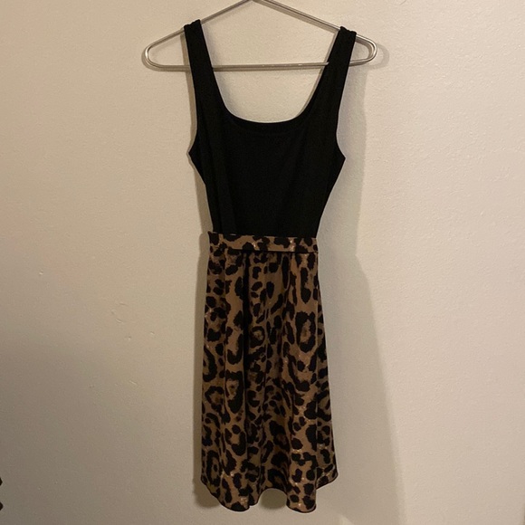 Dresses & Skirts - Dress